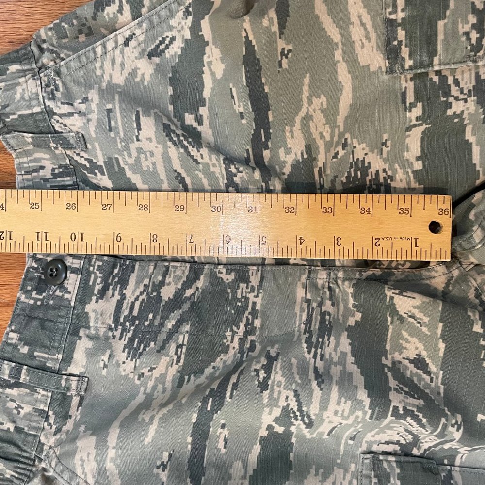 Military Camouflage Cargo Women Size 8 Short Trousers Hunting - Picture 9 of 11